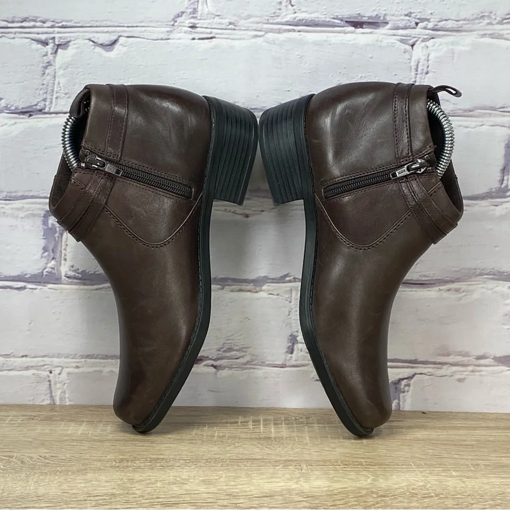 Clarks Lea Kittredge Brown Leather Buckle Ankle Boots - Picture 6 of 8